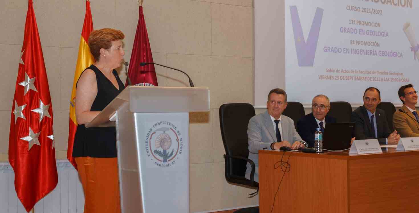 ACTO DE ENTREGA DE DIPLOMAS EN LA UNIVERSIDAD COMPLUTENSE DE MADRID ICOG